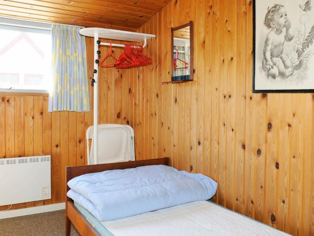 Eight-Bedroom Holiday Home In Grenå Eksteriør billede